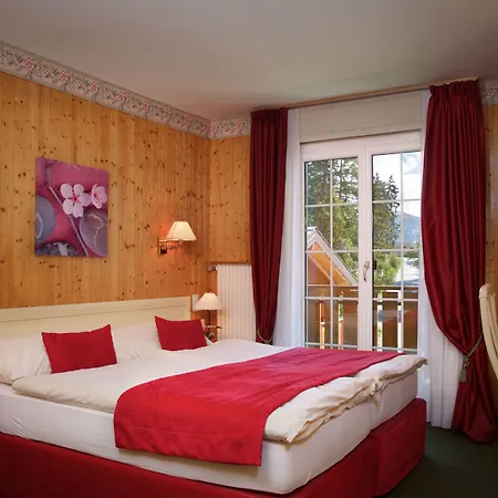 Hotell La Prairie 3*