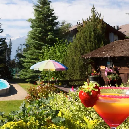 La Prairie Hotel